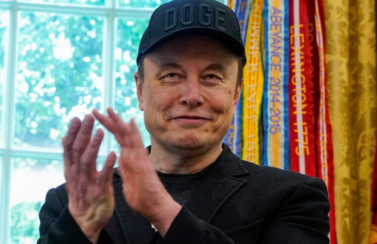 Elon Musk compra US$ 1 bilhão em ações da Tesla