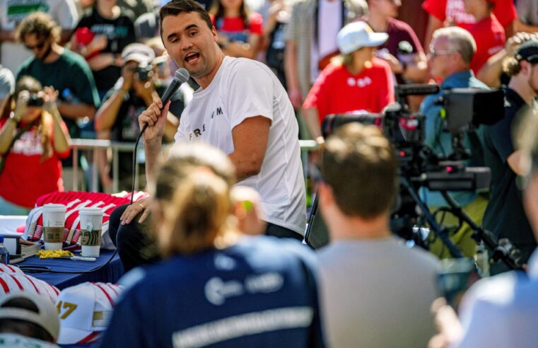 Os funcionários que estão sendo demitidos por postagens sobre o Charlie Kirk