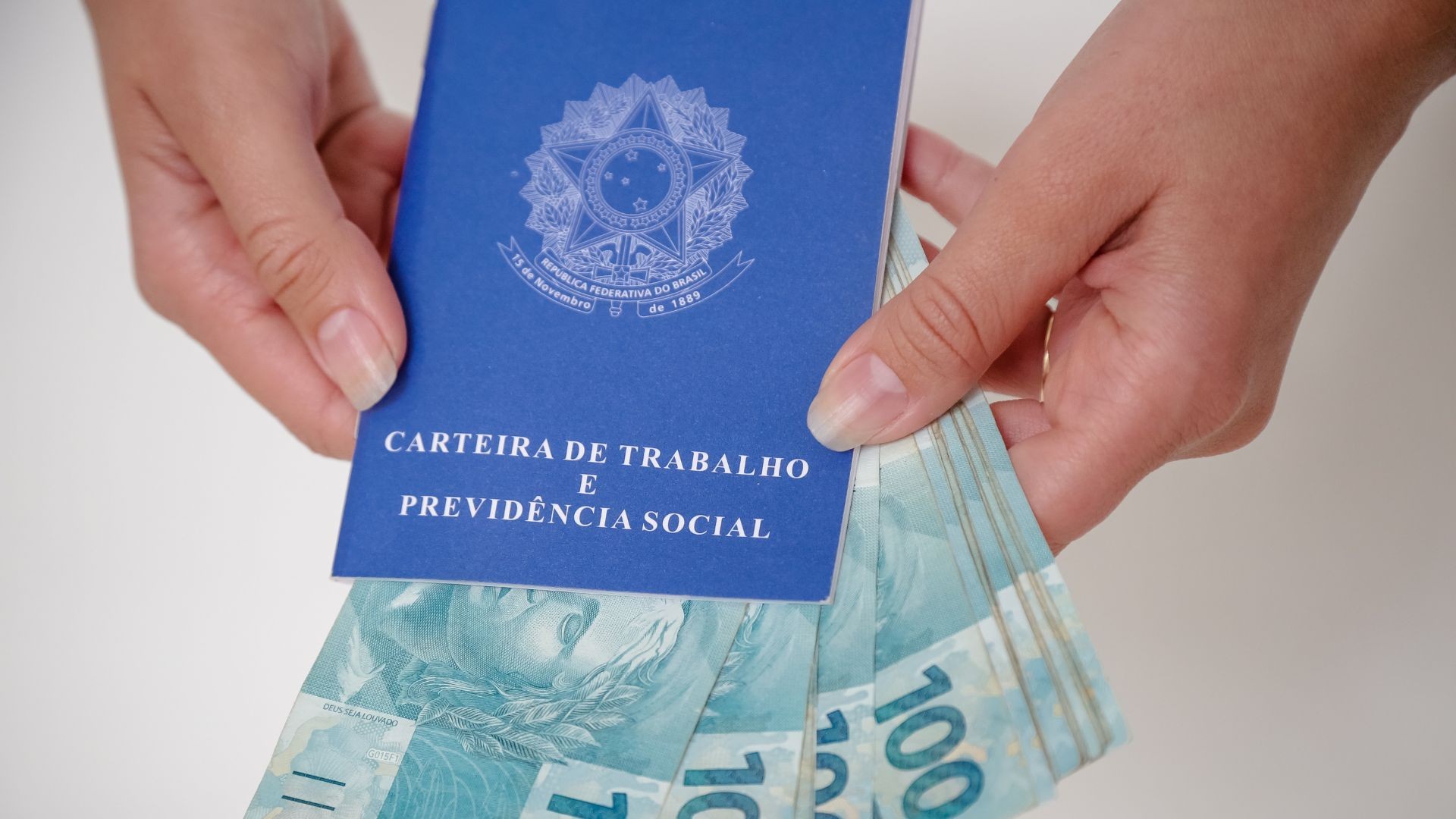 Juro do consignado ao setor privado na nova modalidade está maior do que nos contratos antigos com convênios, diz BC