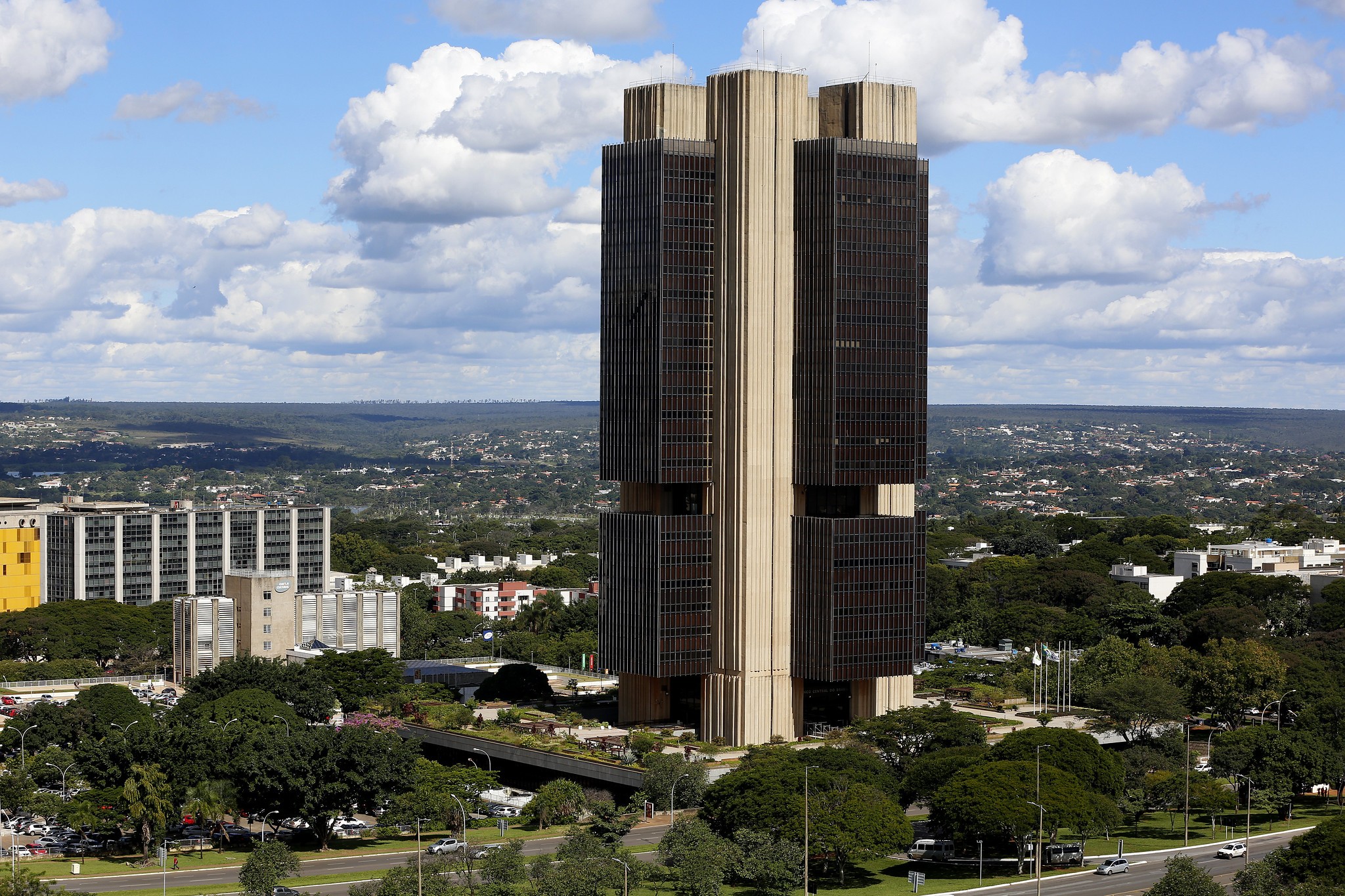 Brasil fica em 2º no ranking de maiores juros reais do mundo após decisão do Copom; veja lista
