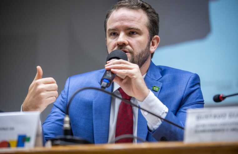 Fazenda não está disposta a ajudar os Correios com aportes do Tesouro, diz secretário