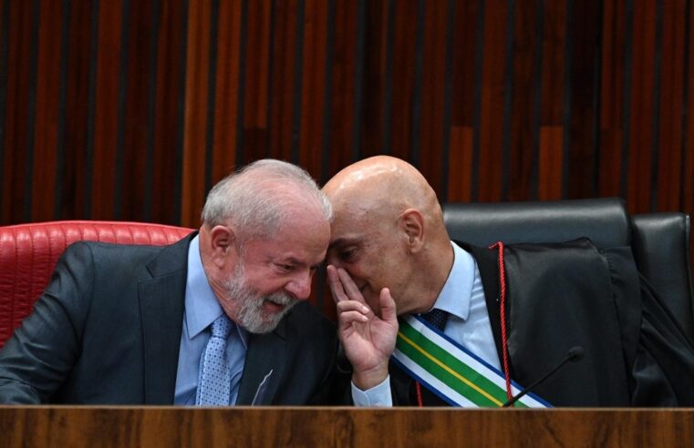Julgamento de Bolsonaro no STF emperra negociações do tarifaço