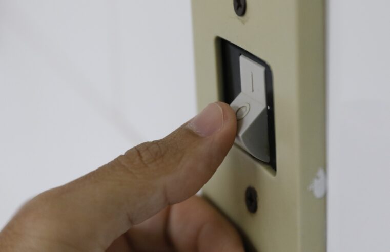 Senado aprova conta de luz gratuita para baixa renda