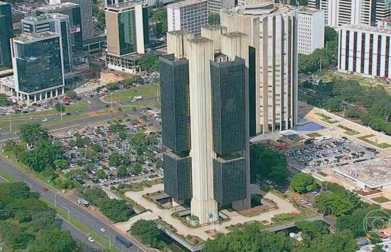 Banco Central mantém taxa básica de juros em 15% ao ano