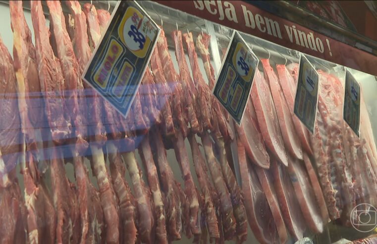 Preço da carne sobe mais de 20% em um ano no Brasil, mesmo com tarifaço que Trump impôs aos produtos de exportação