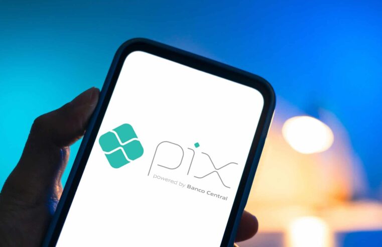 PIX Parcelado amplia alternativas de crédito, com custo alto e risco de inadimplência; entenda