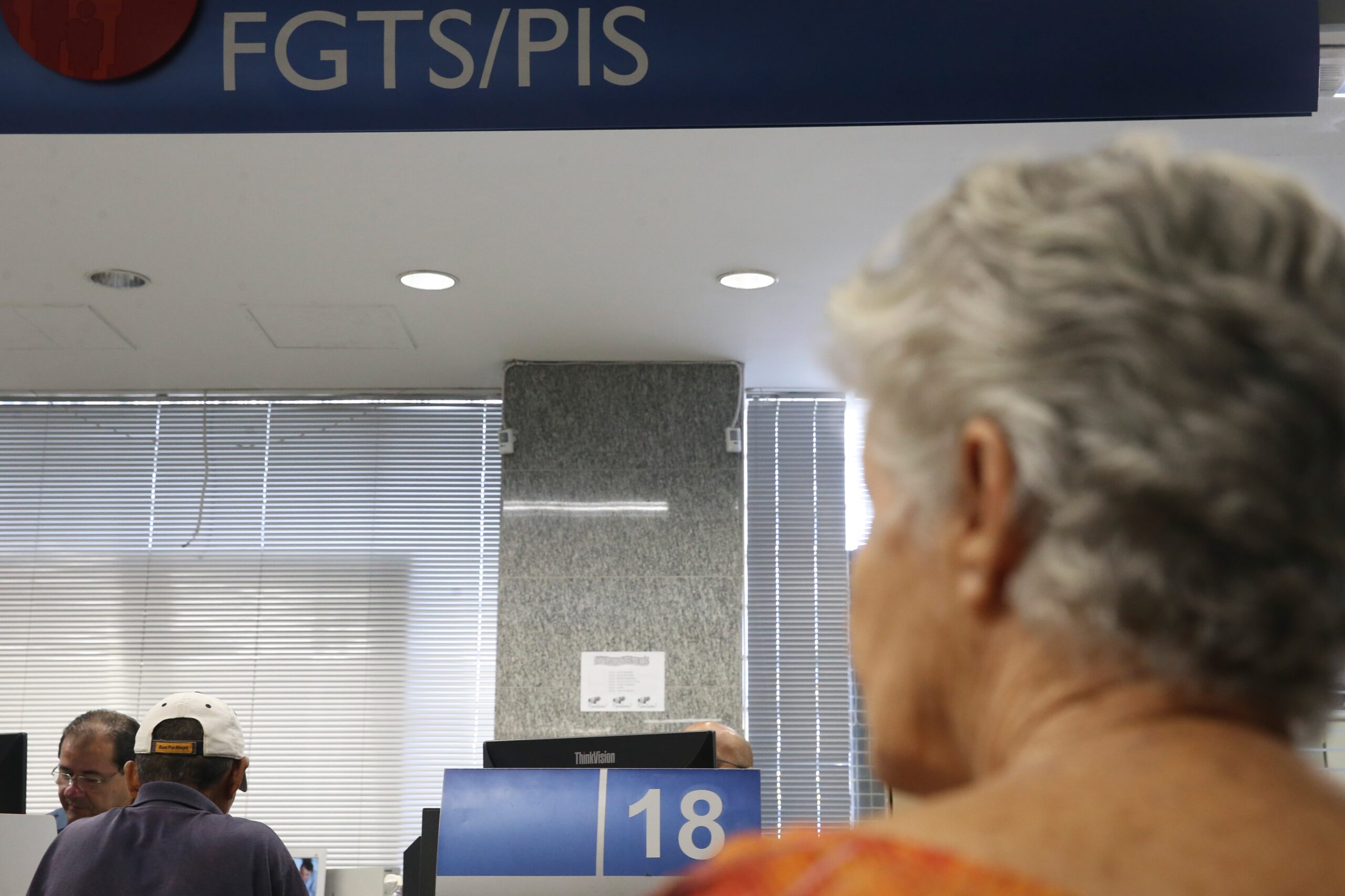 Abono Salarial: mais de 740 mil trabalhadores não sacaram: veja se você está entre beneficiários