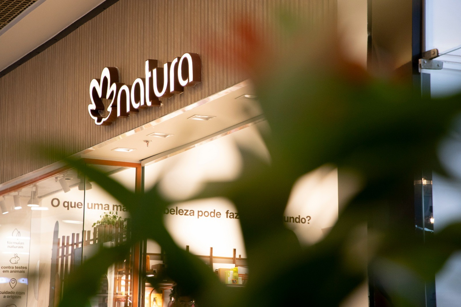 Natura faz acordo para venda de negócios da Avon na América Central