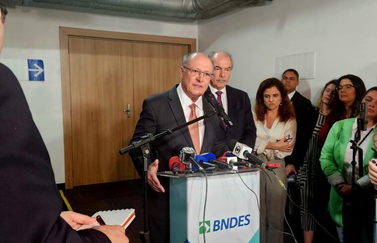 Alckmin diz que 'boa química' entre Trump e Lula vai ajudar na solução do tarifaço