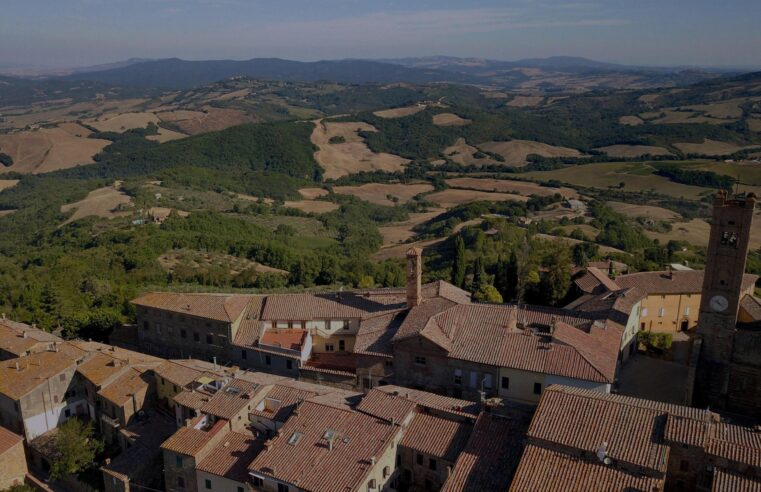 Vila paga R$ 120 mil para novos moradores