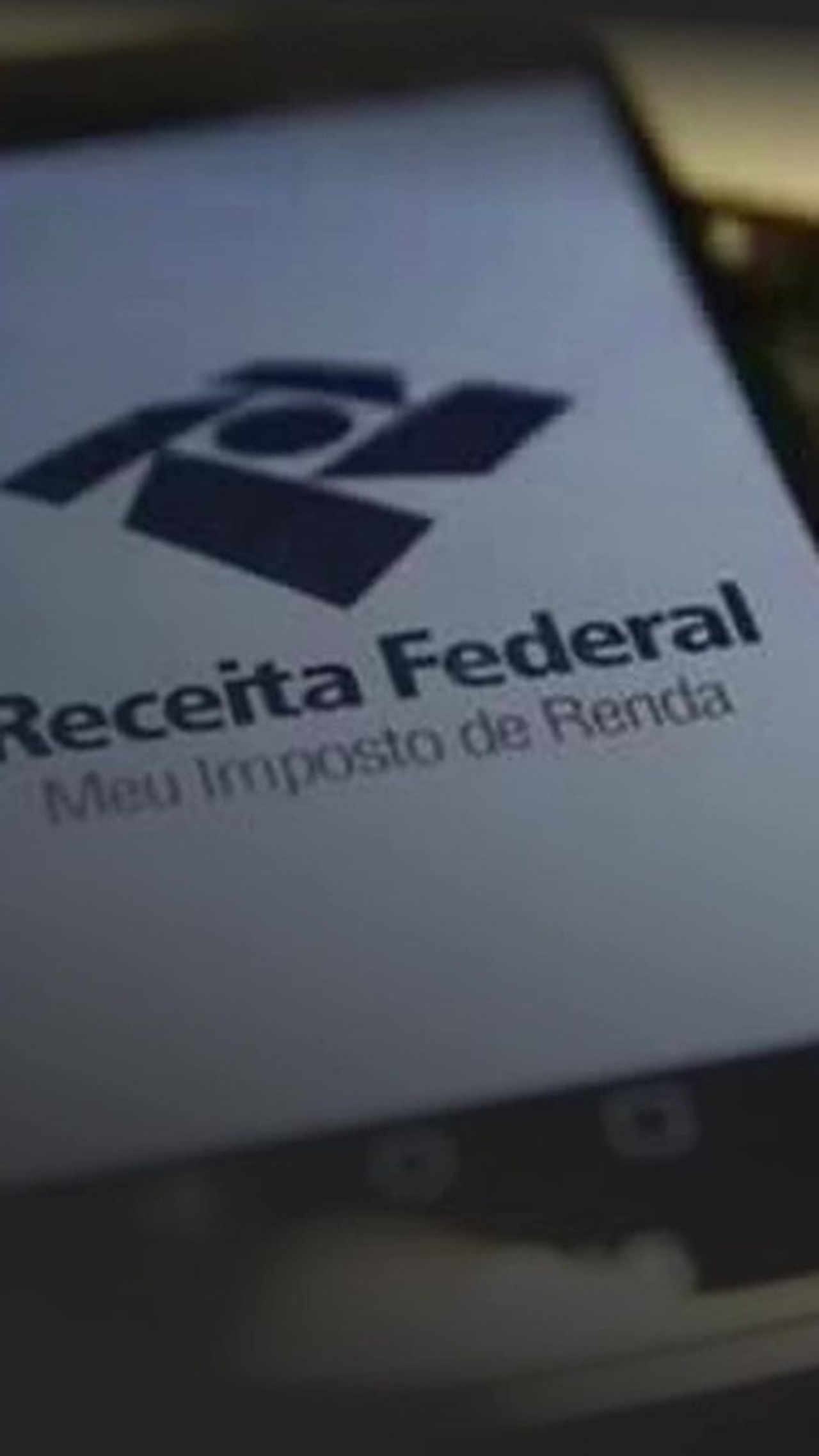 Imposto de Renda: Receita paga lote residual da restituição nesta sexta; veja se vai receber