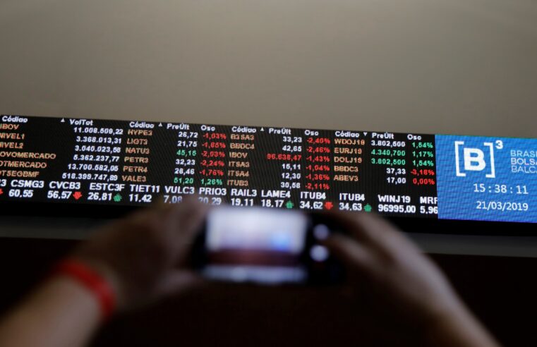 como a crise orçamentária nos EUA pode afetar o dólar e a bolsa brasileira