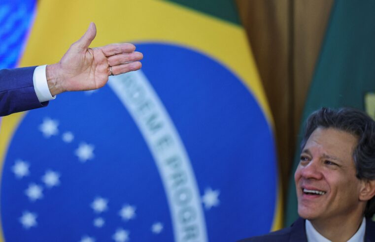 Haddad acompanhou conversa entre Lula e Trump: 'Foi positivo'