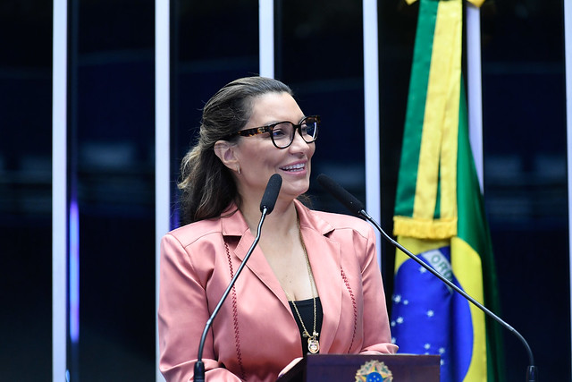 Decreto de Lula que beneficia Janja vira alvo da oposição