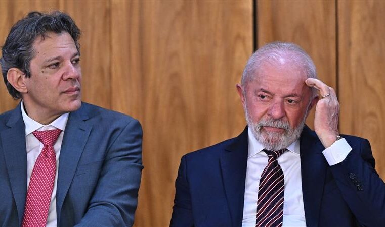 Governo insiste em subir impostos após queda de MP 1303