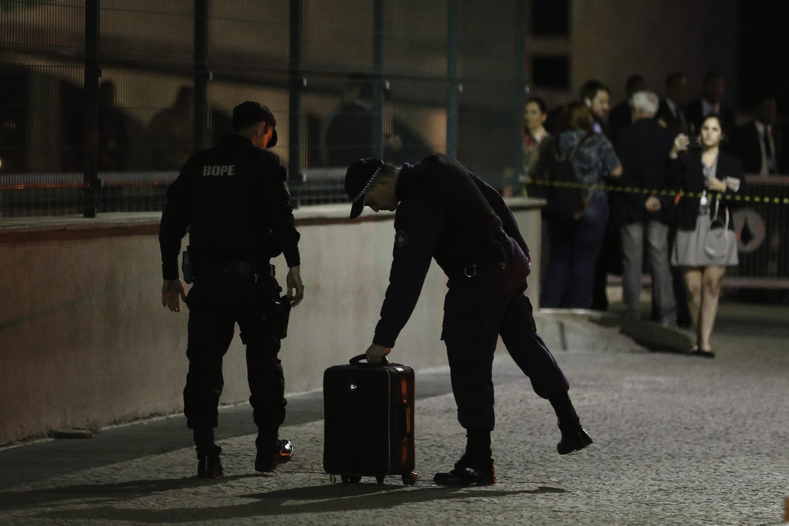 CCJ do Senado aprova projeto de gratuidade de mala de mão