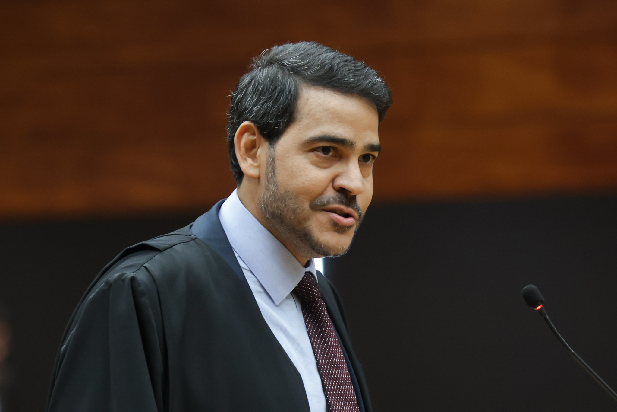 Governo defende piso salarial para motoristas de apps no STF