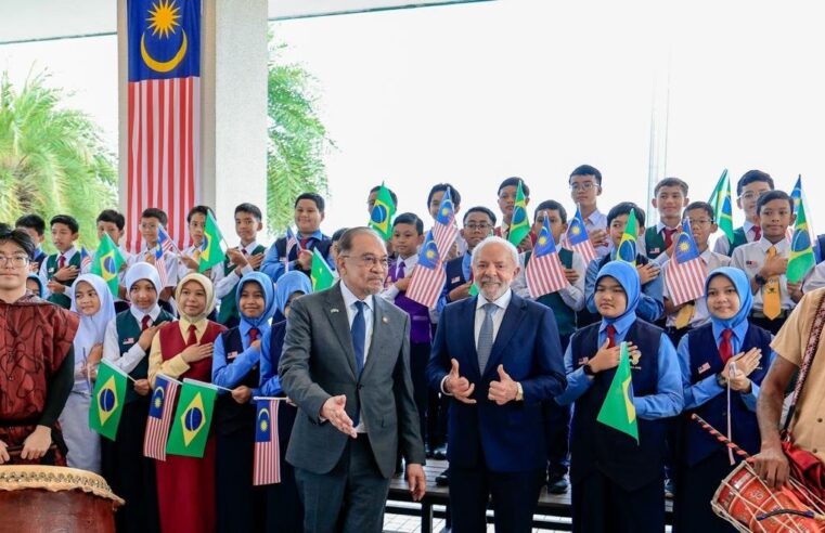 Brasil e Malásia assinam atos de cooperação de comércio e investimentos