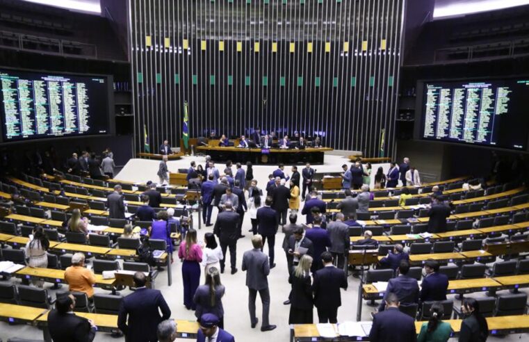 Câmara aprova projeto de lei para gratuidade de bagagem em voo