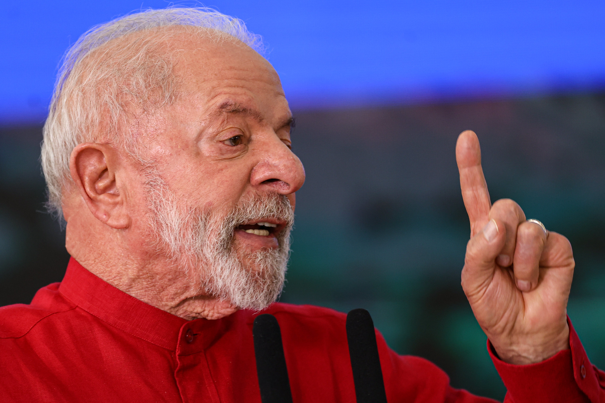 Lula diz que Câmara joga contra Brasil ao derrubar MP da Taxação