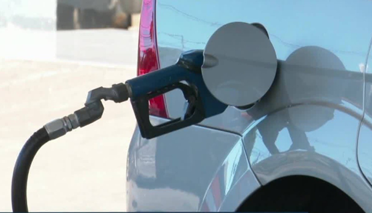 prévia da inflação sobe 0,18% em outubro, puxada por alta dos combustíveis