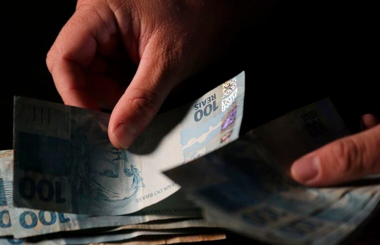 economia brasileira crescerá menos que a média mundial em 2025 e 2026