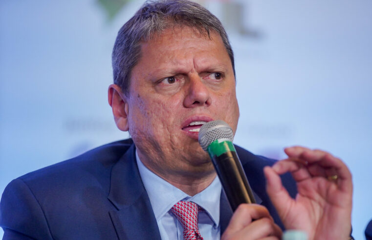 Governo Lula culpa Tarcísio por derrota da “MP da Taxação”