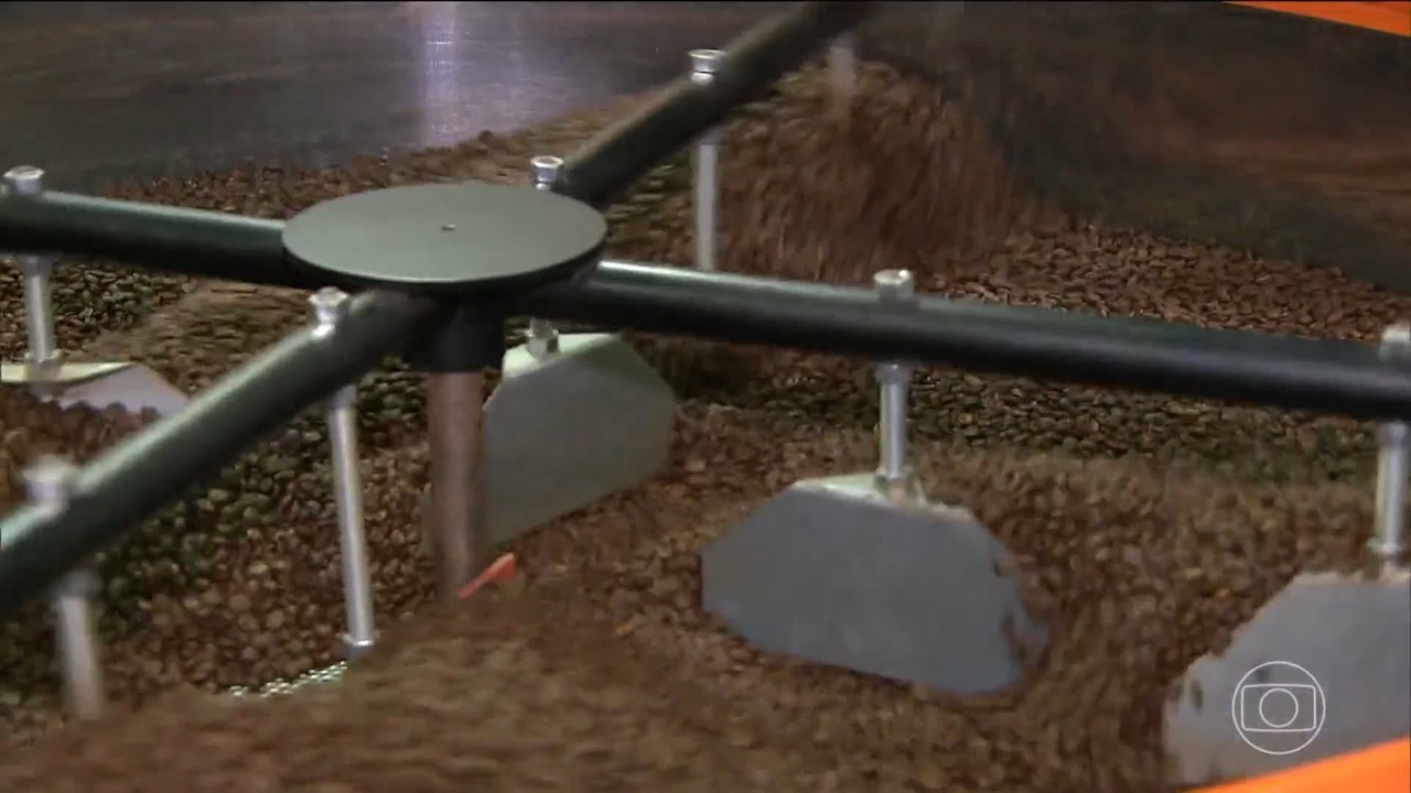 Trump reduz tarifas sobre café, carne e frutas, produtos exportados pelo Brasil