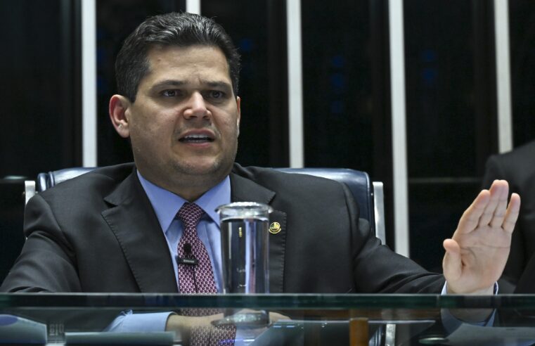 Isenção do IR para quem ganha até R$ 5 mil será votada pelo Senado nesta quarta, diz Alcolumbre