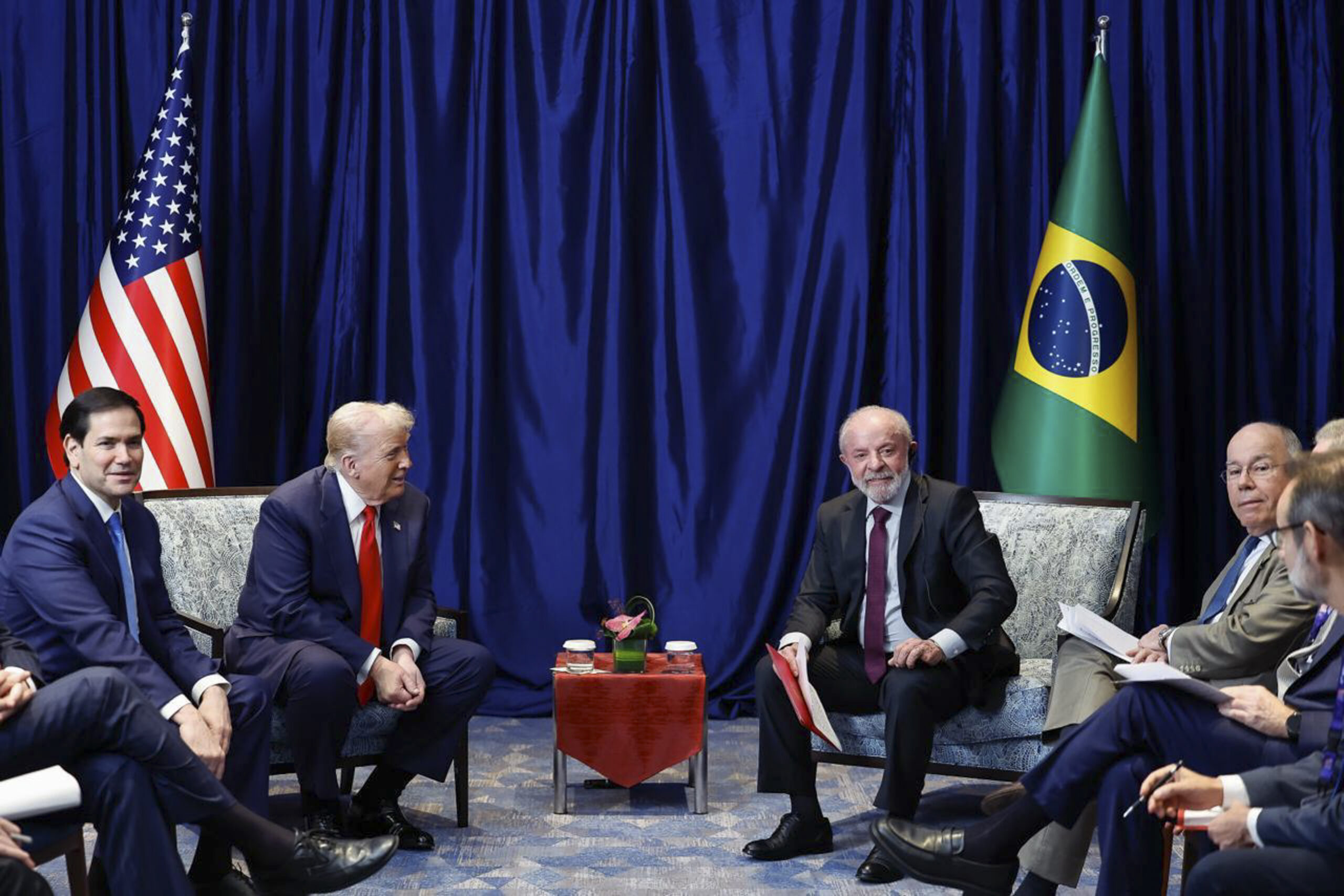 Brasil deve propor aumento de fluxo comercial em acordo com Trump