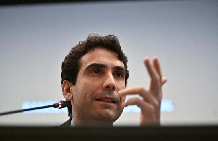 Banco Central não briga com dados, diz Galípolo após críticas