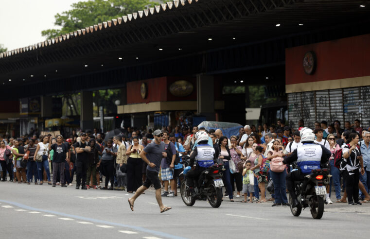 homens recebem salário quase 16% maiores que mulheres