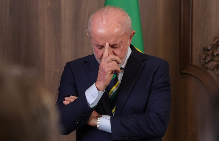 Fila do INSS dobra de tamanho no governo Lula