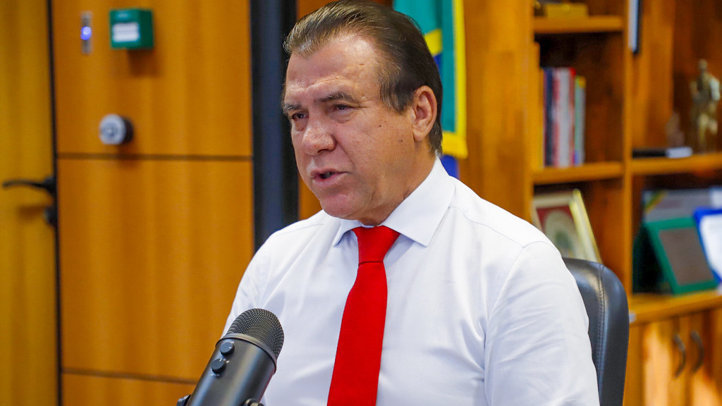 a ofensiva que ameaça empregos