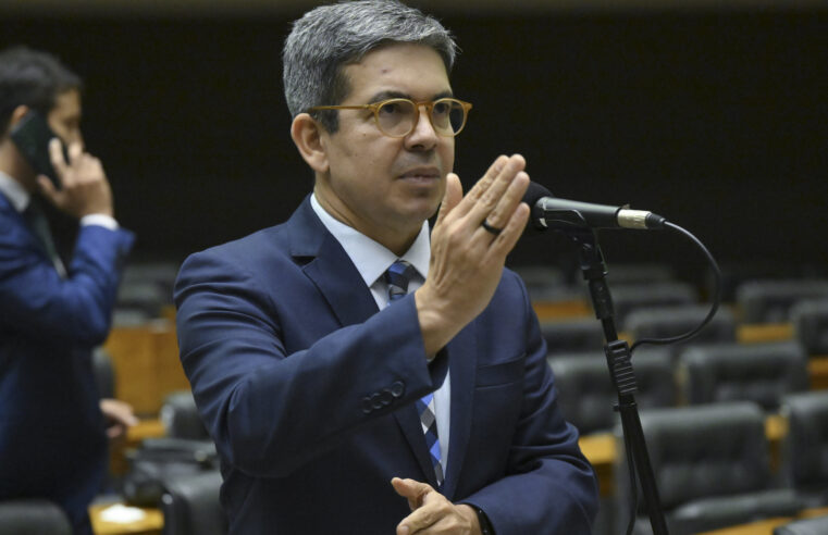 Congresso libera R$ 34,3 bi ao governo Lula fora da regra de ouro