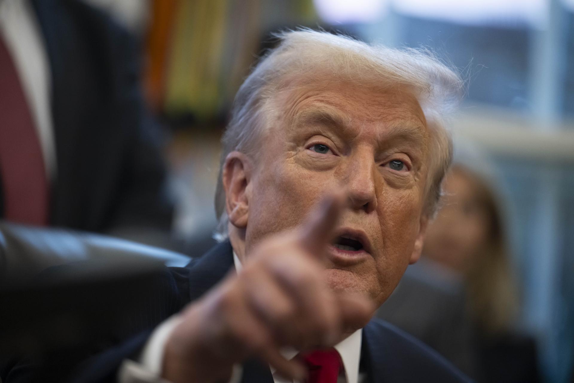 Sem citar Brasil, Trump diz que vai baixar tarifas sobre o café