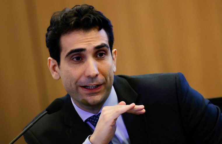 Galípolo vê mercado de trabalho aquecido e diz que cenário demanda BC conservador