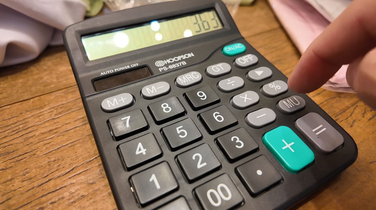 PIB brasileiro desacelera e avança 0,1% no 3º trimestre, diz IBGE