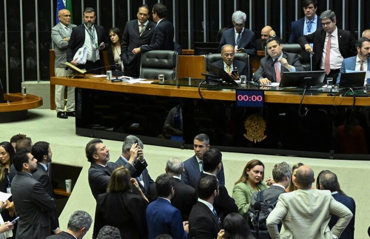 Congresso aprova LDO com emendas e fôlego para 2026